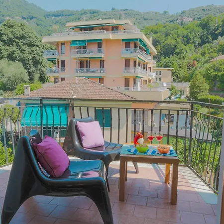 15 Minutes From The Sea - Ac - Quiet - King - Balcony